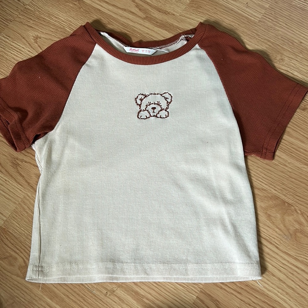 size M brown bear cropped shirt